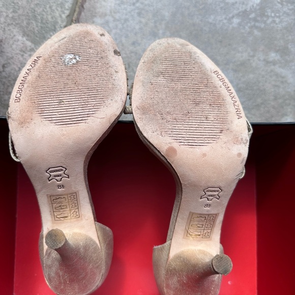 BCBG Max Azria Heidi Gold Suede Heels 8.5 - Picture 4 of 9